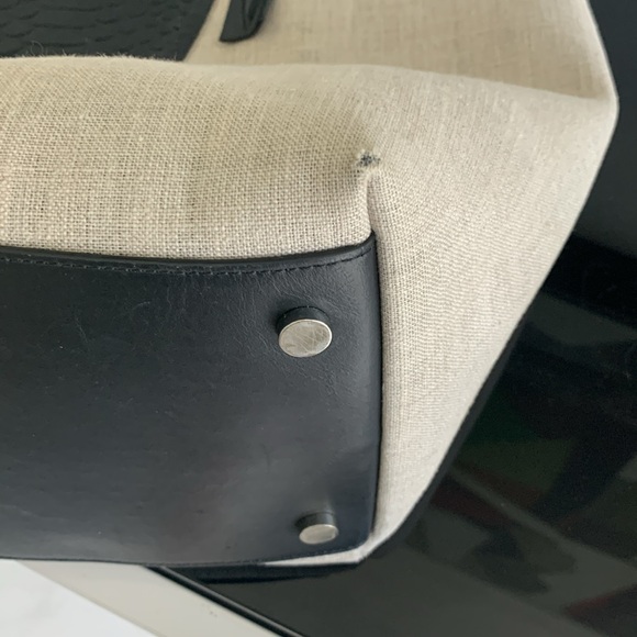 Vince black croc stamped tote - Picture 10 of 12